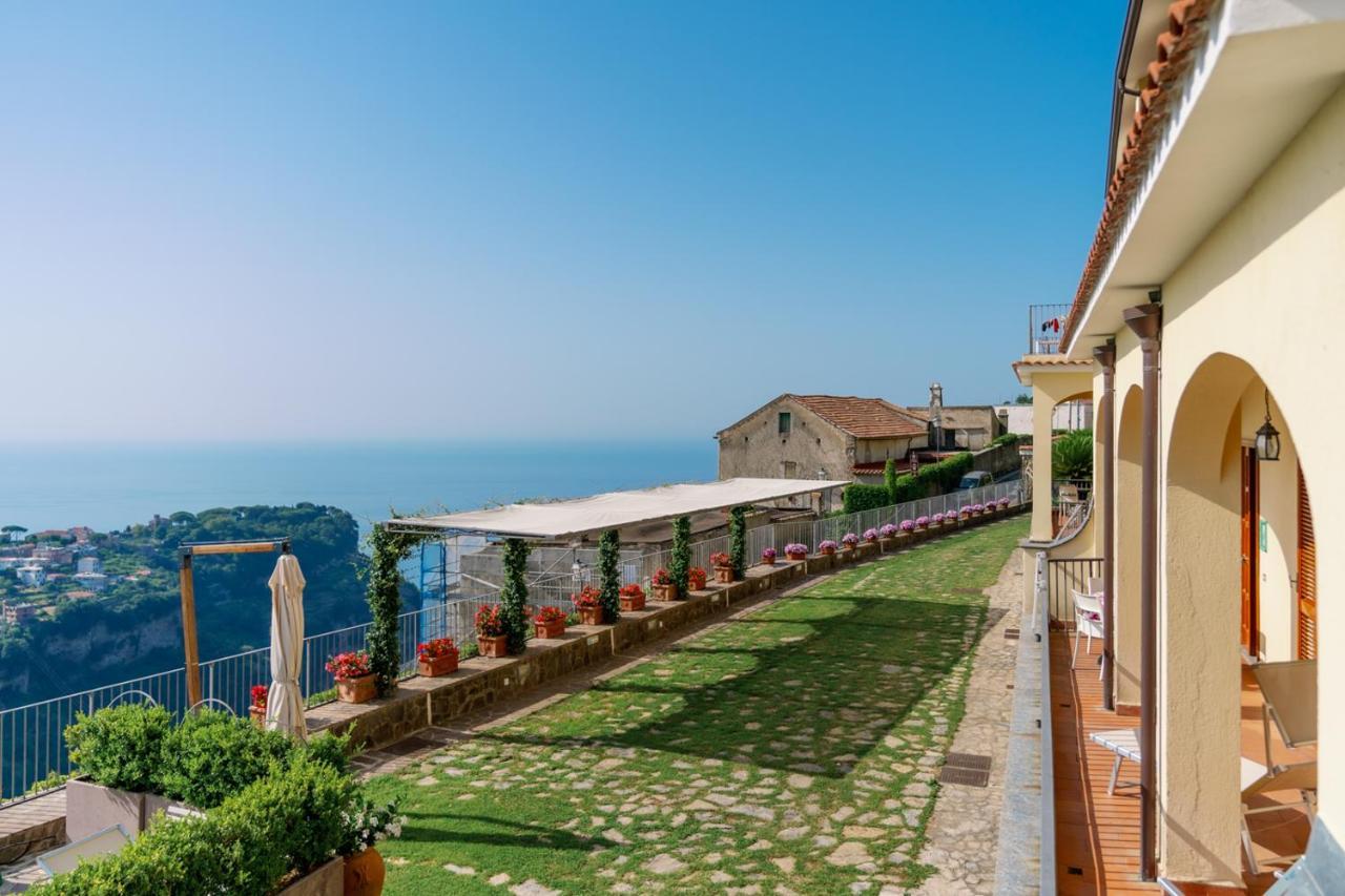 Appartamento Emma In Villa Laura سكالا المظهر الخارجي الصورة