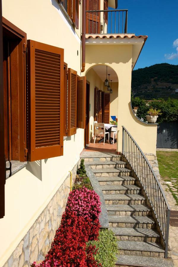 Appartamento Emma In Villa Laura سكالا المظهر الخارجي الصورة